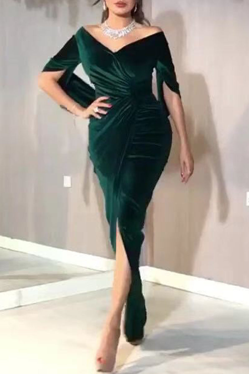 Effortlessly Elegant Dress with a Timeless Design
