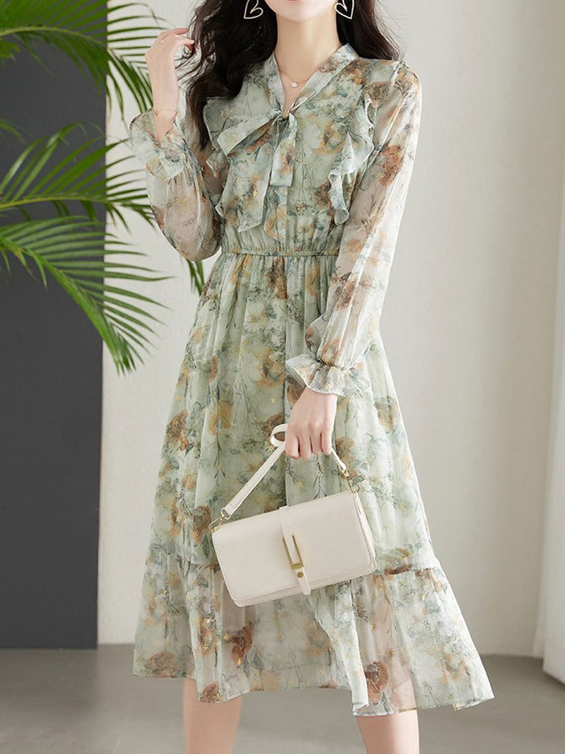 Sophisticated Dress with a Clean Classic Look