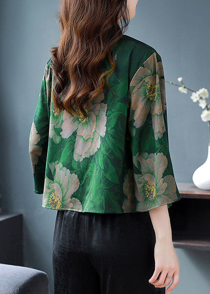 A Vintage Style Blouse with Delicate Timeless Details