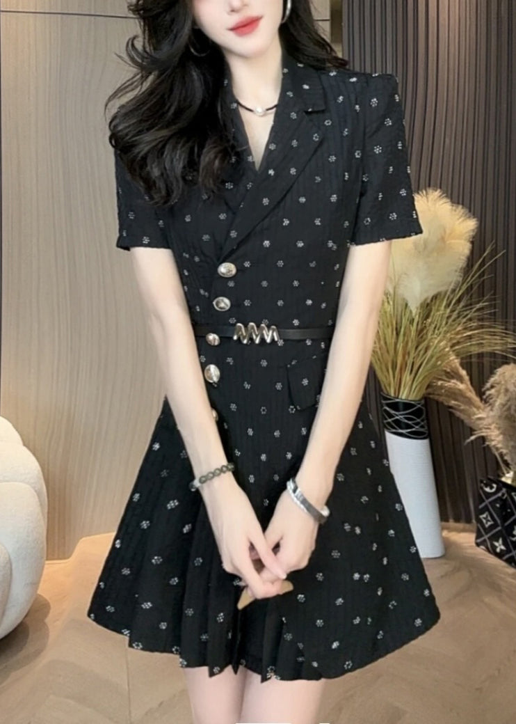 Classic Vintage & Enduringly Stylish Dress
