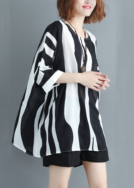 Effortlessly Elegant Shirt with a Timeless Design