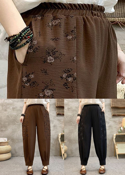 Effortlessly Elegant Pants with a Timeless Design