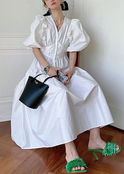 Beautifully Finished Dress in a Timeless Design