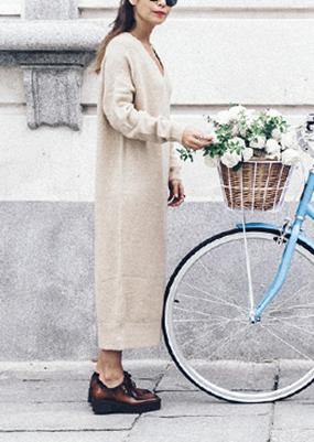 Classic Vintage Sweater with a Flattering Fit