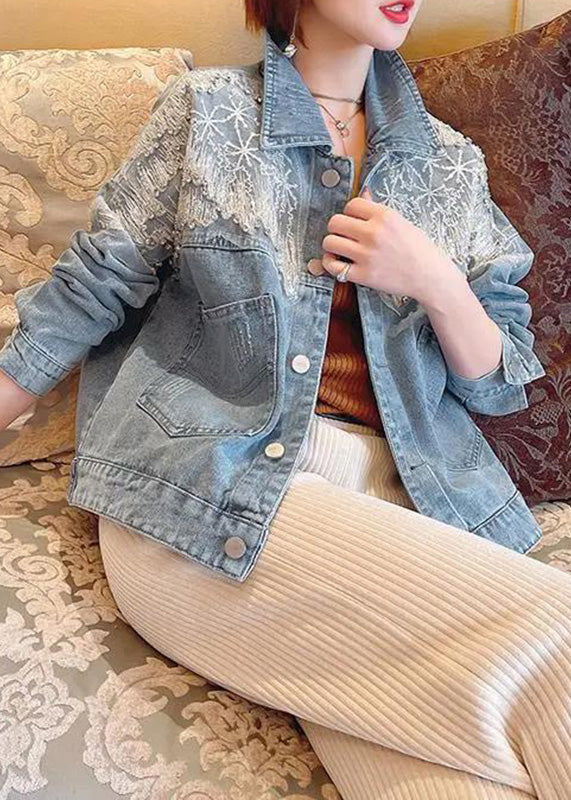 Effortlessly Elegant Coat with a Timeless Design