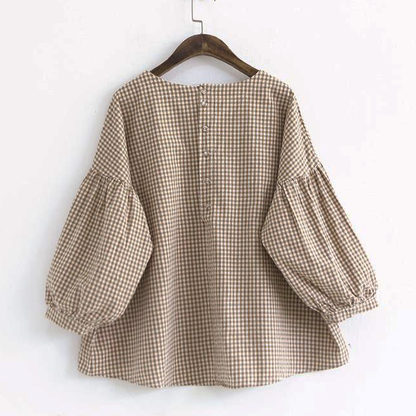 Polished Blouse with an Effortless Classic Look