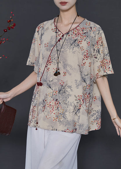 Effortlessly Elegant Blouse with a Timeless Design