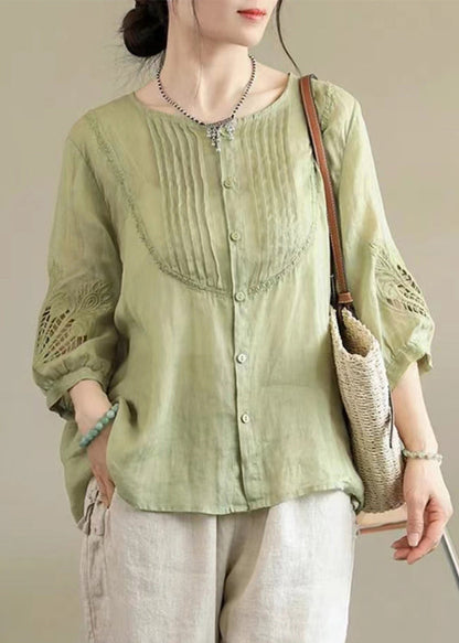 Beautifully Finished Top in a Timeless Design