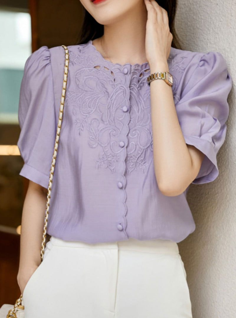 Elegantly Styled Shirt for Everyday Wear