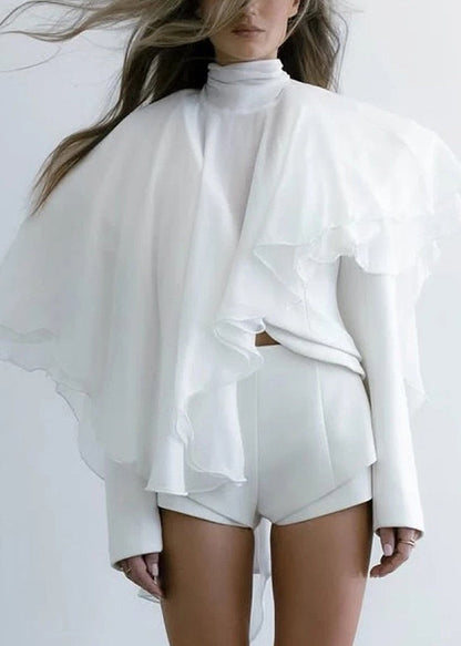 Well Tailored Shirt with a Graceful Silhouette