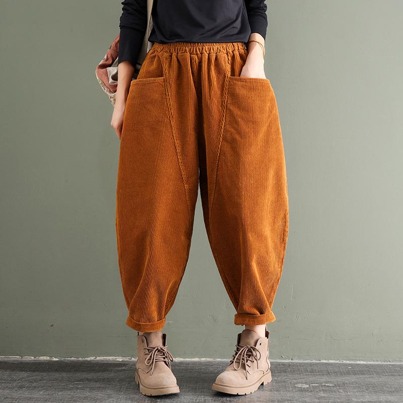 Elegantly Styled Pants for Everyday Wear