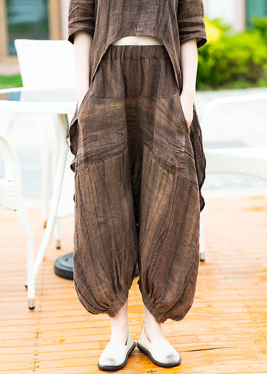Effortlessly Elegant Pants with a Timeless Design