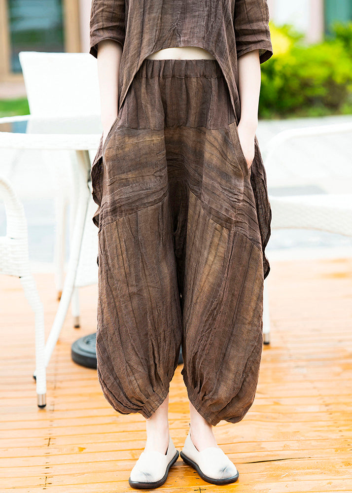 Effortlessly Elegant Pants with a Timeless Design