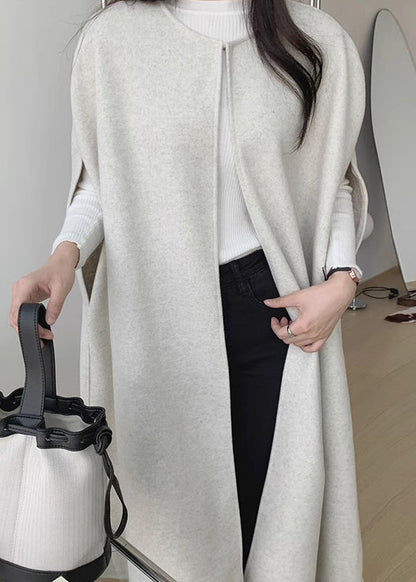 Effortlessly Elegant Coat with a Timeless Design