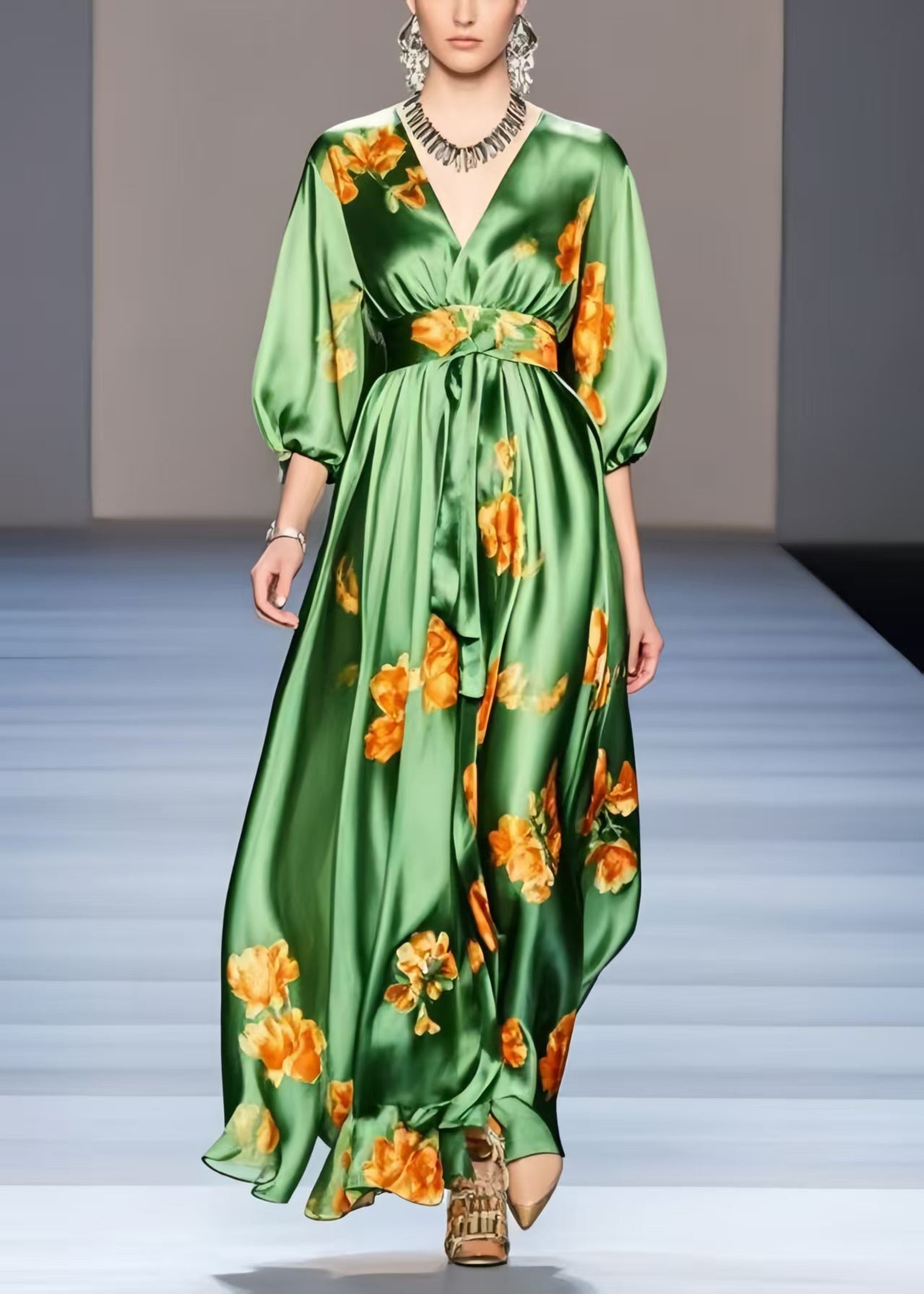 Polished Dress with an Effortless Classic Look