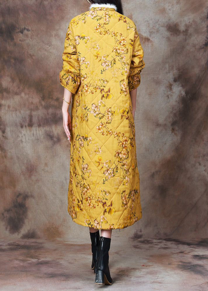 Gracefully Styled Coat for Any Occasion