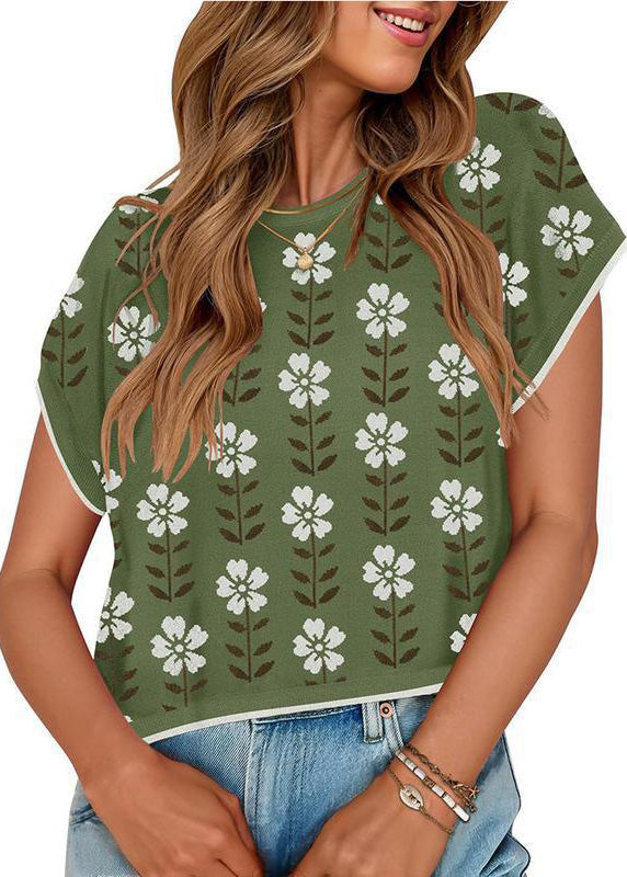 Polished Top with an Effortless Classic Look