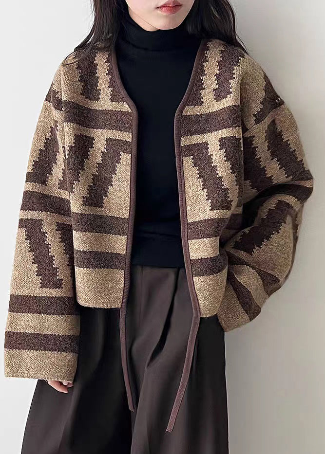 Elegantly Styled Cardigan for Everyday Wear