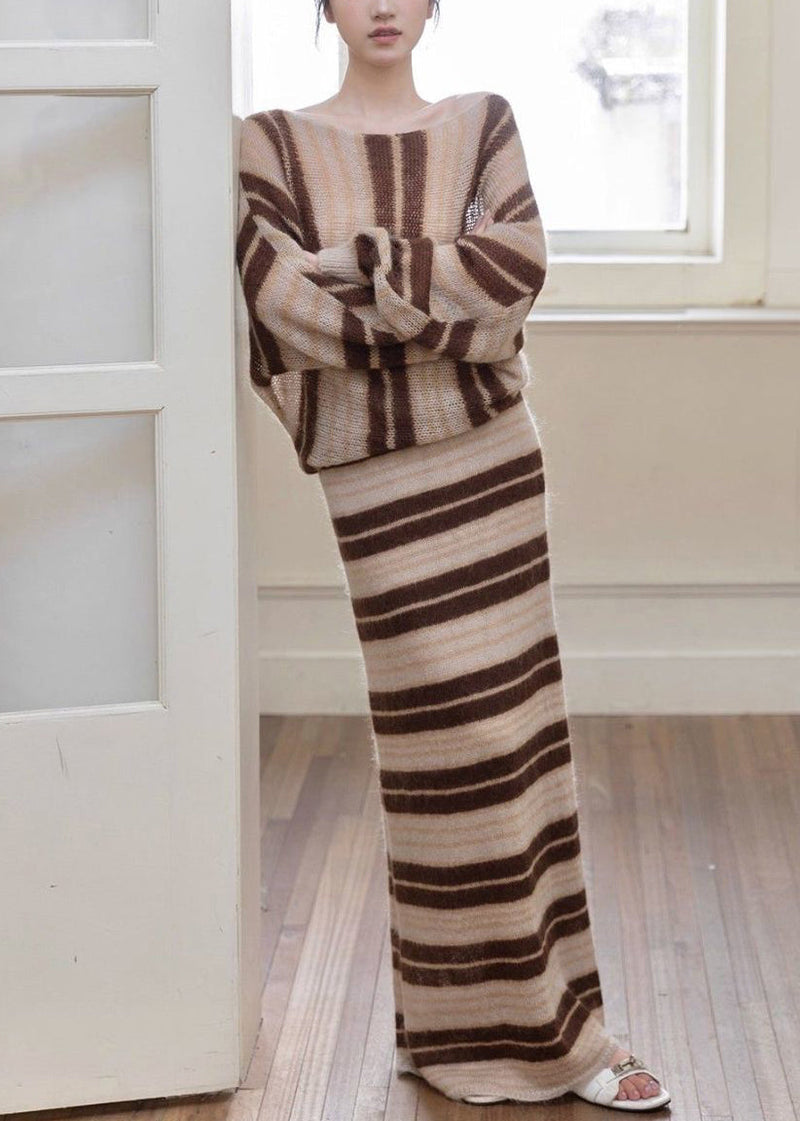 Effortlessly Elegant Sweater with a Timeless Design