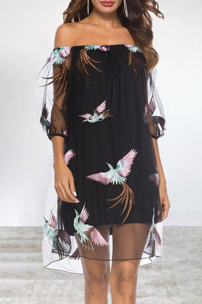 Effortlessly Elegant Dress with a Timeless Design