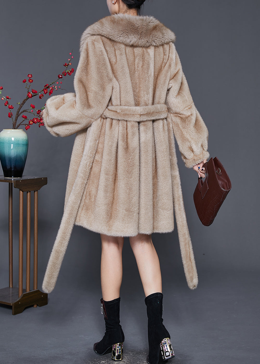 Classic Vintage & Enduringly Stylish Coat