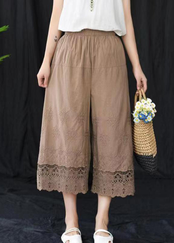 Classic Vintage Pants with a Flattering Fit
