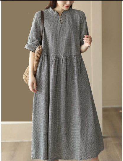 Classic Vintage & Enduringly Stylish Dress