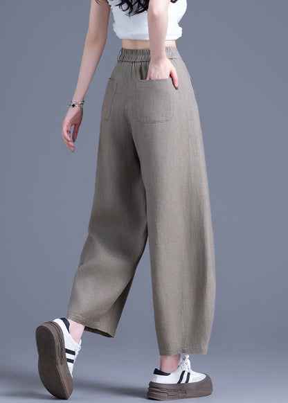 Classic Vintage Pants with a Flattering Fit