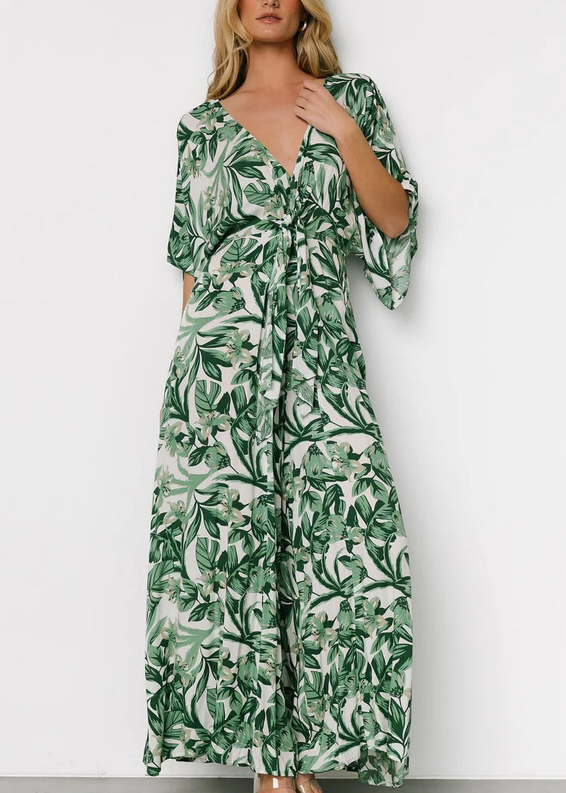 Beautifully Finished Garment in a Timeless Design