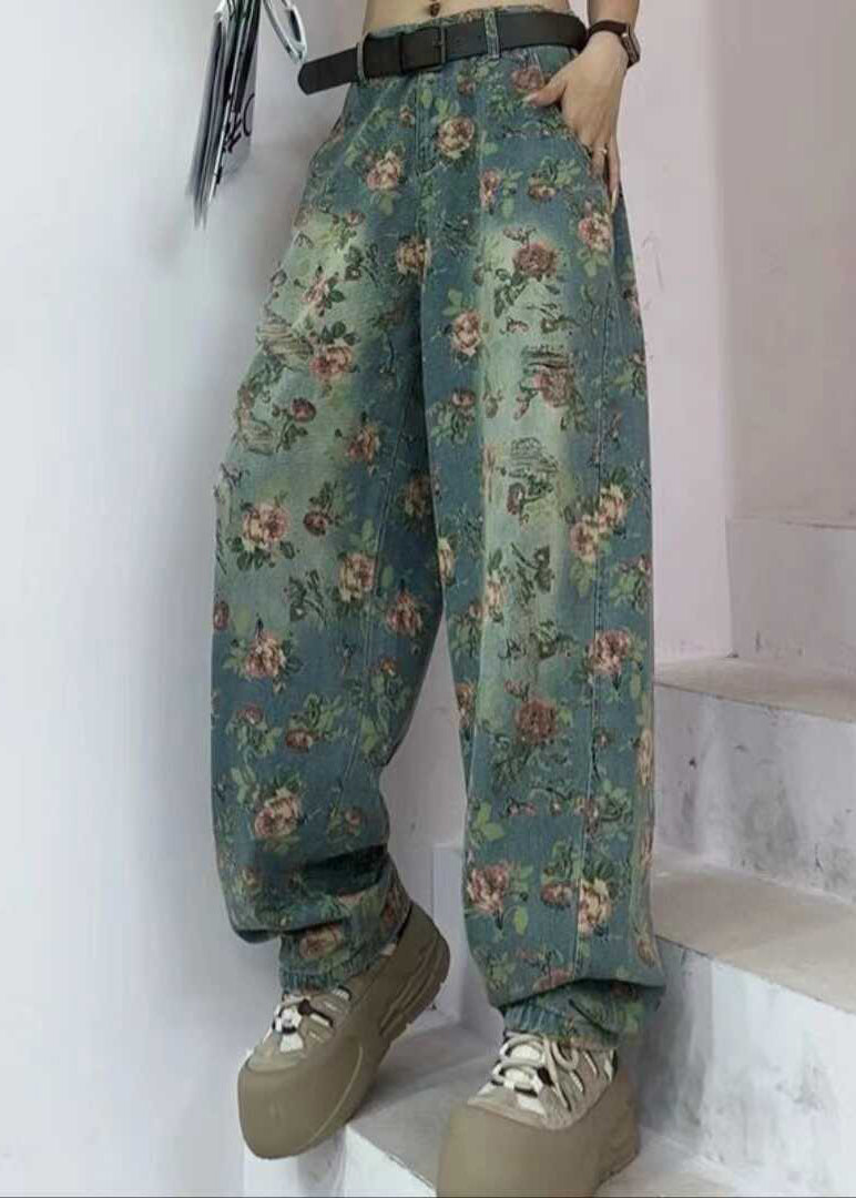 Classic Vintage Pants with a Flattering Fit