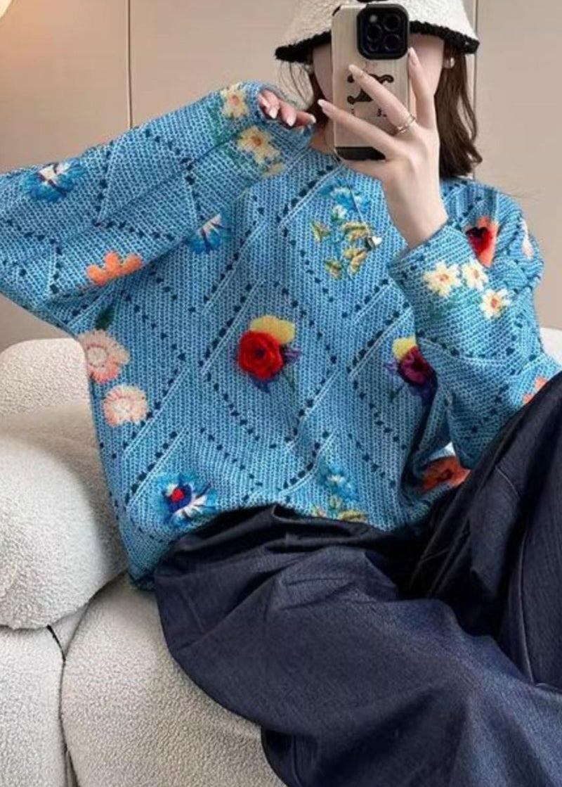Well Tailored Sweater with a Graceful Silhouette
