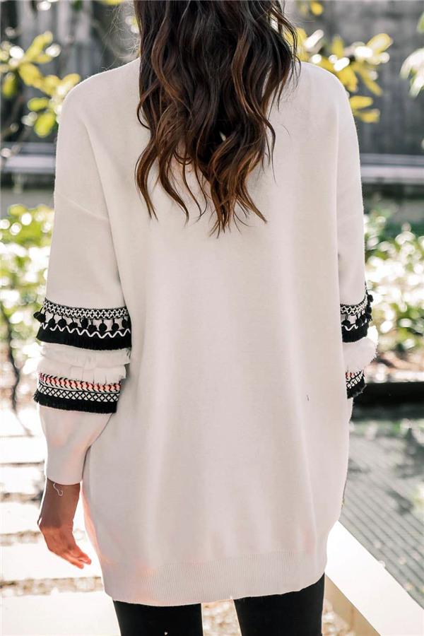 Effortlessly Elegant Cardigan with a Timeless Design
