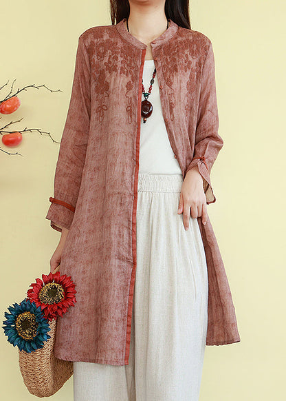 Classic Vintage Blouse with a Flattering Fit
