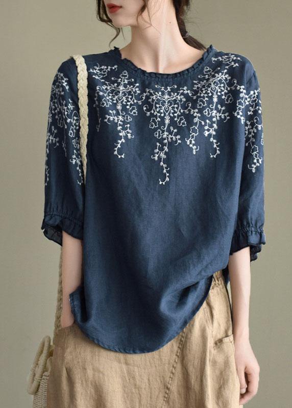 Beautifully Finished Blouse in a Timeless Design