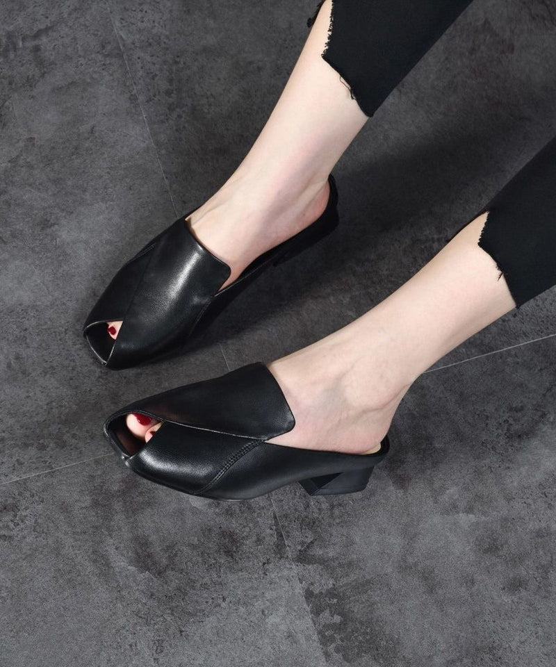 Graceful Orthopedic Sandals for Modern Look