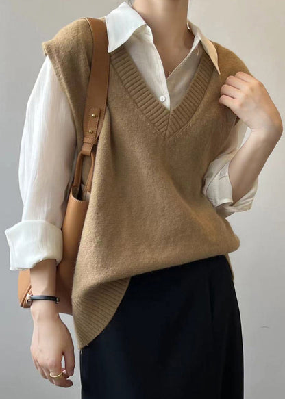 Well Tailored Coat with a Graceful Silhouette