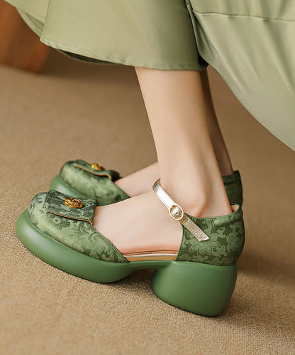 Chic Orthopedic Sandals with Unique Design