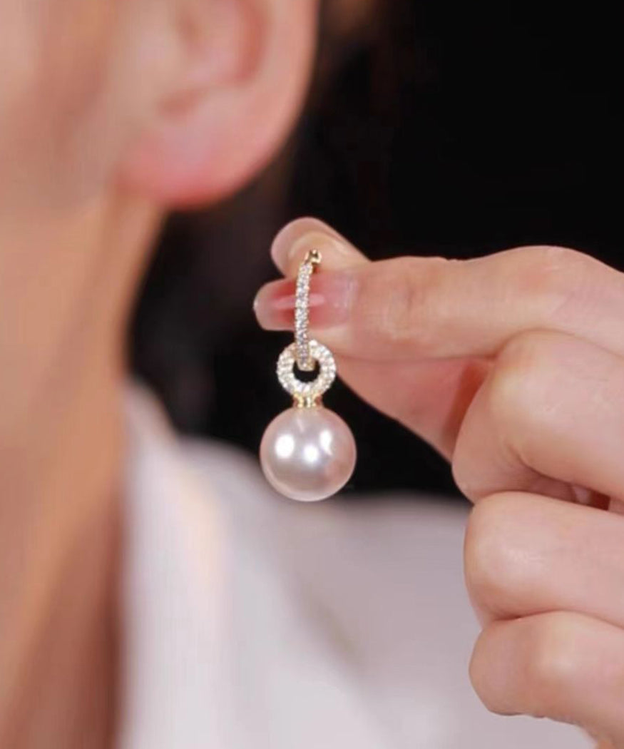 Beautiful Pearl Earring with Unique Style