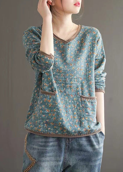 Beautifully Finished Top in a Timeless Design