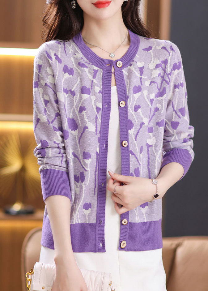 Beautifully Finished Cardigan in a Timeless Design