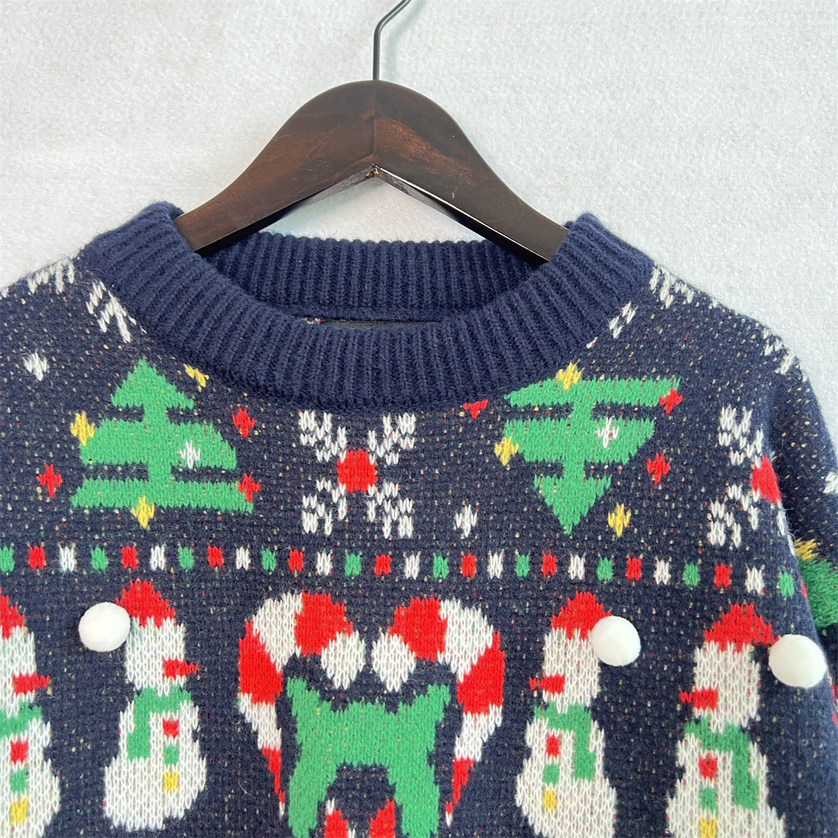Classic Vintage Sweater with a Flattering Fit