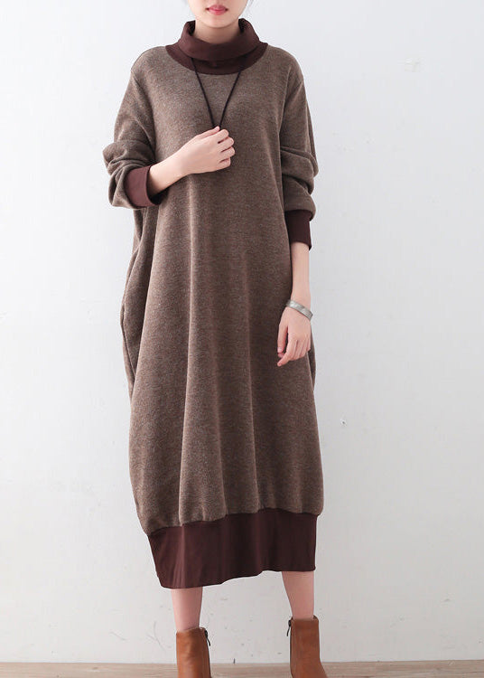 Well Tailored Sweater with a Graceful Silhouette