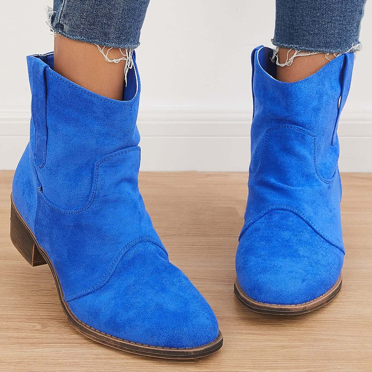 Chic Orthopedic Boots with Unique Design