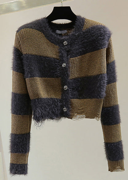 Elegantly Styled Sweater for Everyday Wear