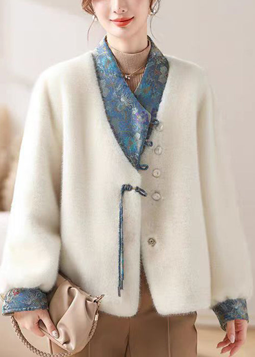 Classic Vintage & Enduringly Stylish Coat
