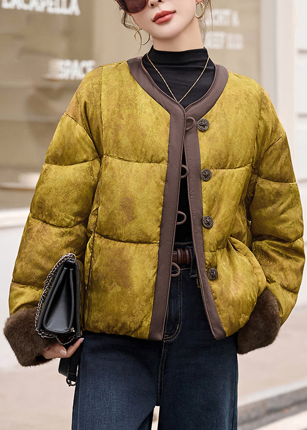 Polished Coat with an Effortless Classic Look