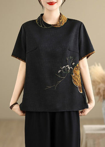 Well Tailored Shirt with a Graceful Silhouette