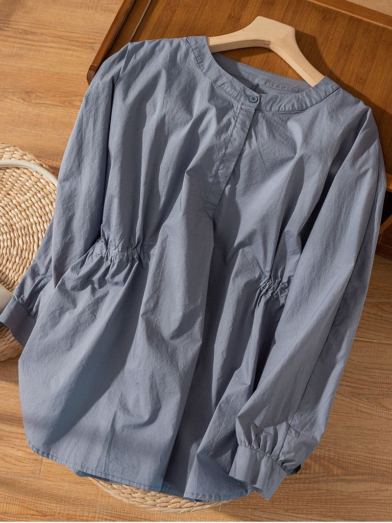 Sophisticated Blouse with a Clean Classic Look