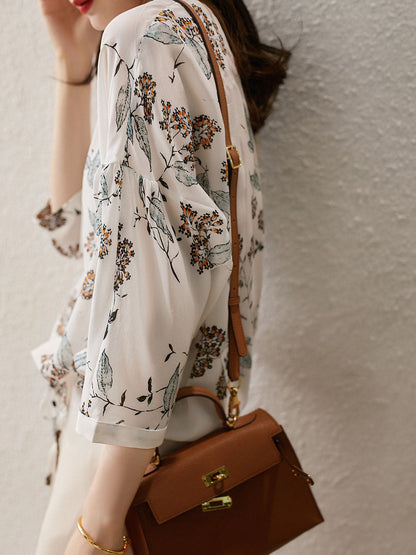 Beautifully Finished Top in a Timeless Design
