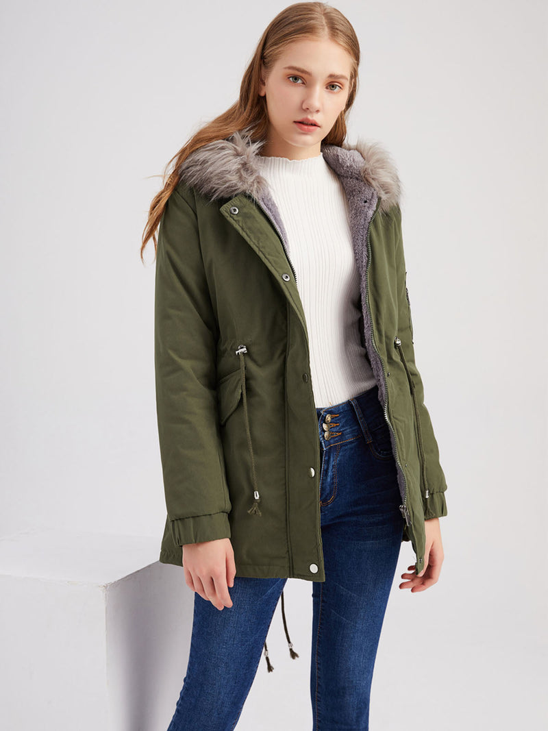 Effortlessly Elegant Coat with a Timeless Design